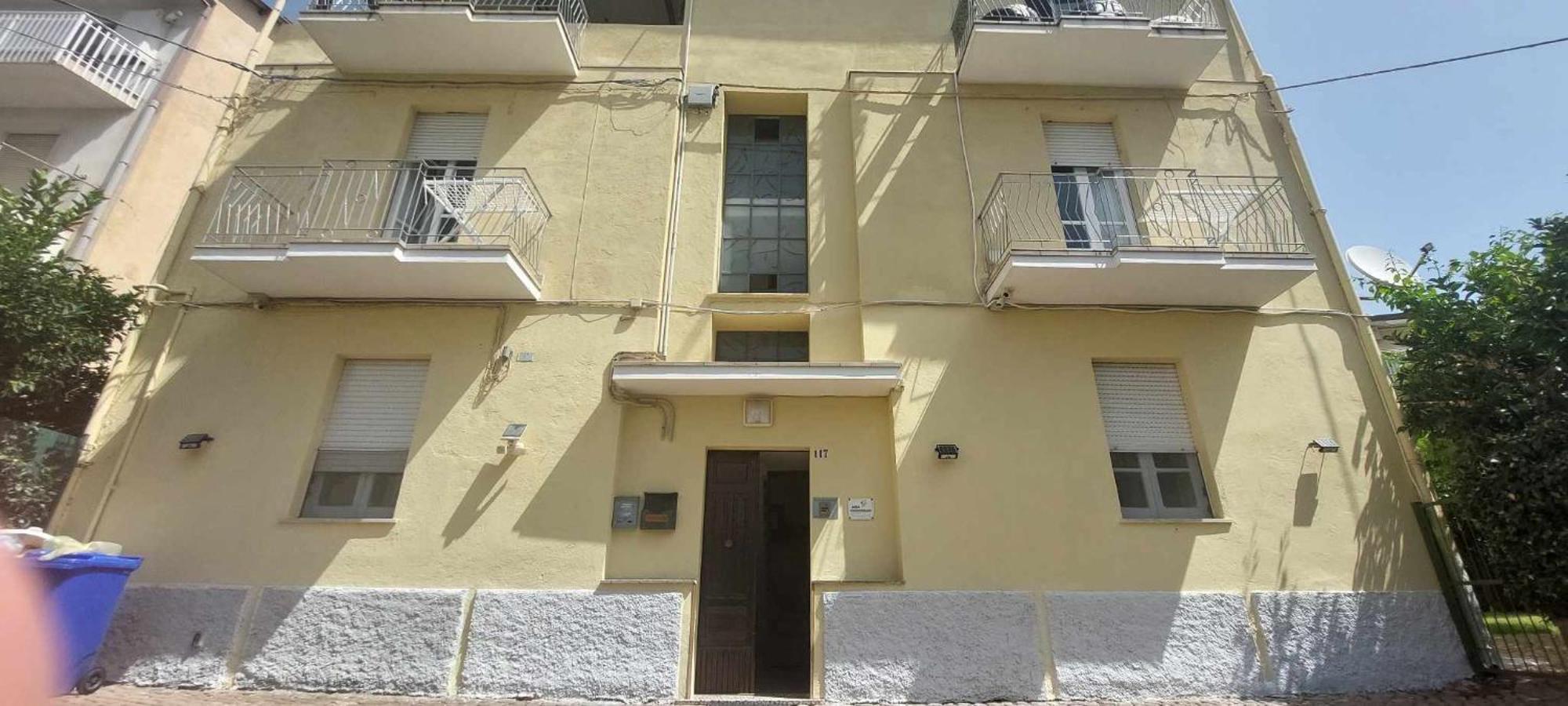 Barnet House Lamezia Apartment Lamezia Terme Exterior photo